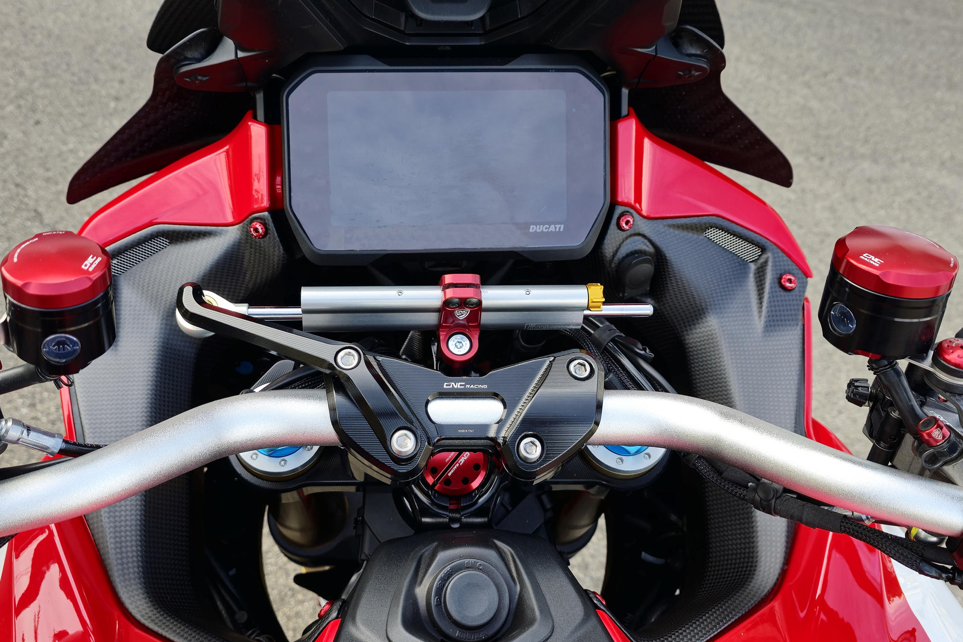 CNC Racing Steering Damper Mount kit for Ducati Multistrada V4 / S with CNC Racing Handlebar Clamp RM251 CNC Racing Steering Damper Mount kit for Ducati Multistrada V4 / S with CNC Racing Handlebar Clamp RM251